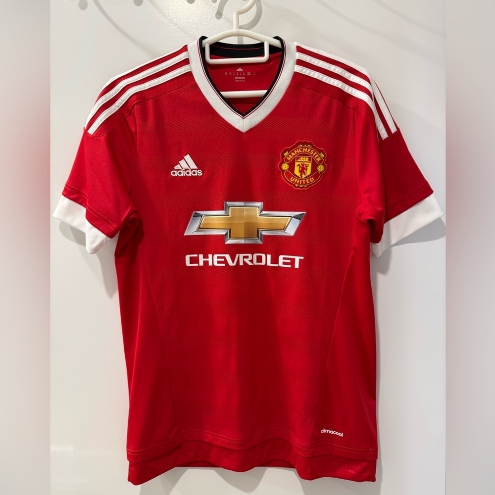 Adidas Red and White Soccer Jersey with Excellent Condition - Picture 2 of 8
